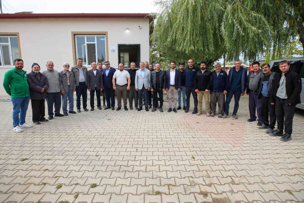Başkan Kavuş, Meram’ın 2027 yol haritasını vatandaşlarla belirliyor 14